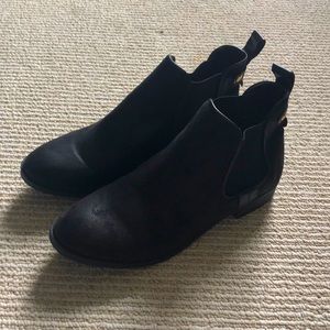 Barely worn boots!